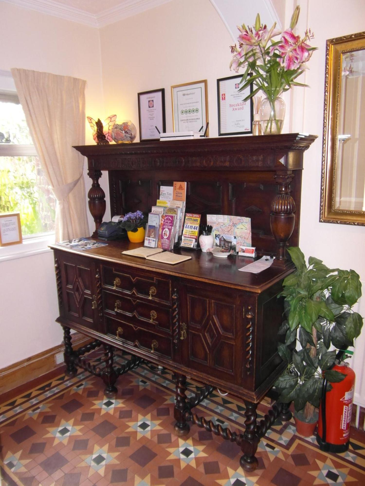 Anton Guest House Bed And Breakfast Shrewsbury Eksteriør bilde
