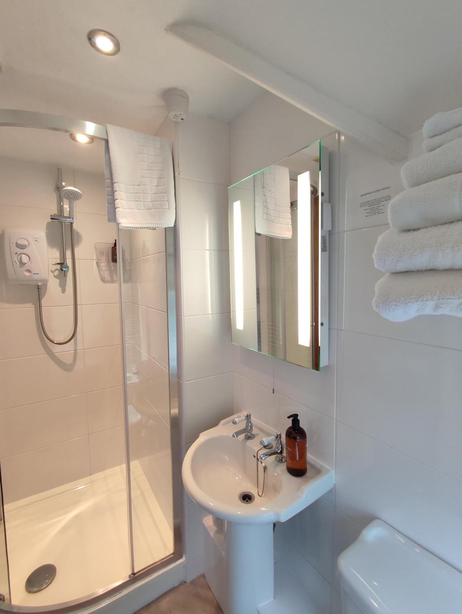 Anton Guest House Bed And Breakfast Shrewsbury Eksteriør bilde