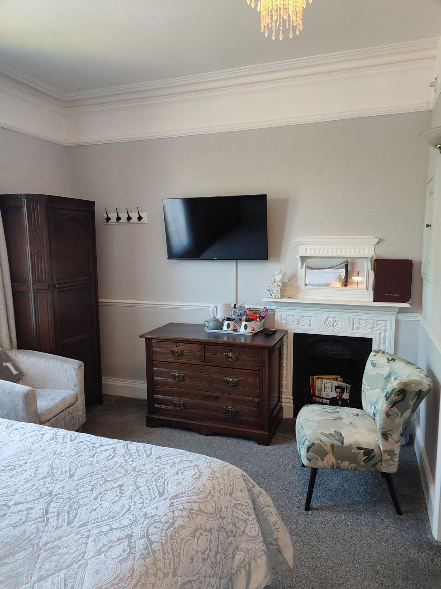 Anton Guest House Bed And Breakfast Shrewsbury Eksteriør bilde