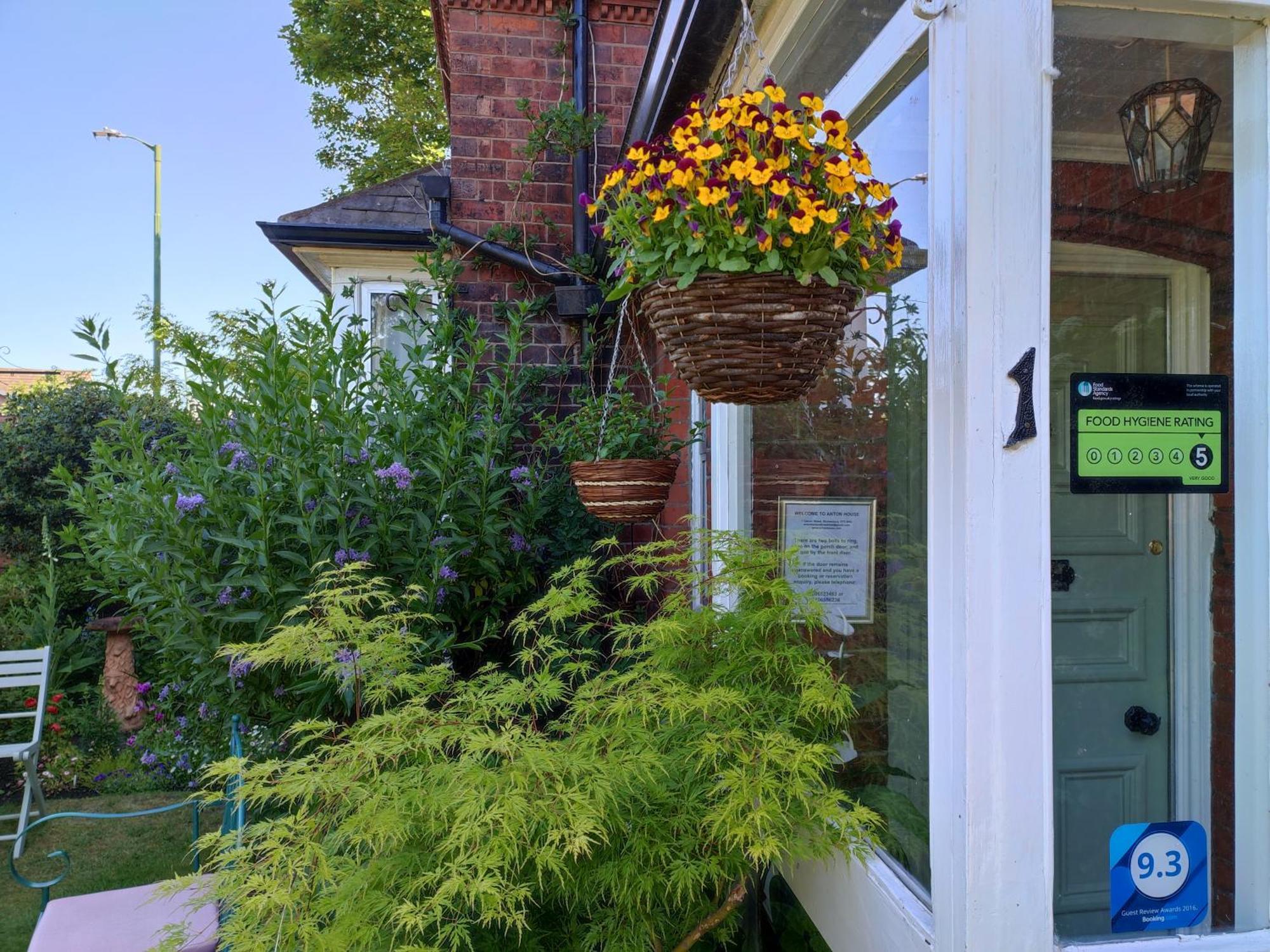 Anton Guest House Bed And Breakfast Shrewsbury Eksteriør bilde